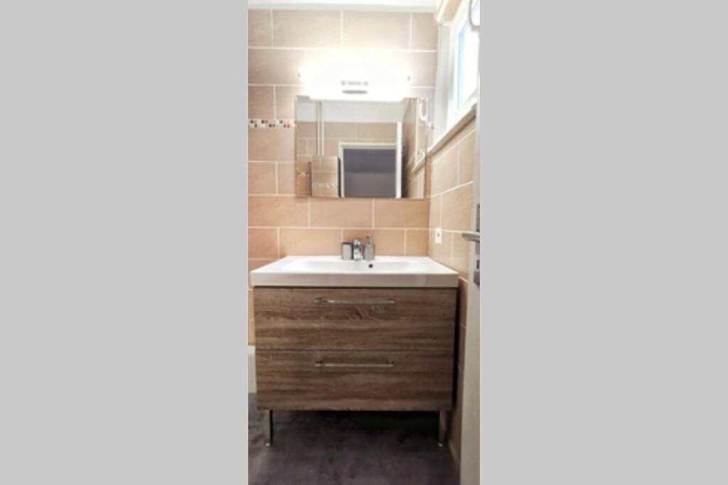 Appartement F2 Cosy Proche Centre Strasbourg Luaran gambar